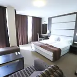 Zara Готель 4*