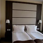 Zara Bansko