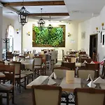 Zara Hotel