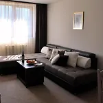 Zara Bansko