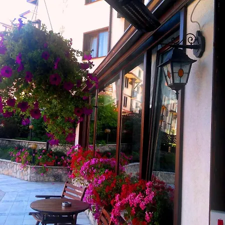 Zara Hotel 4*