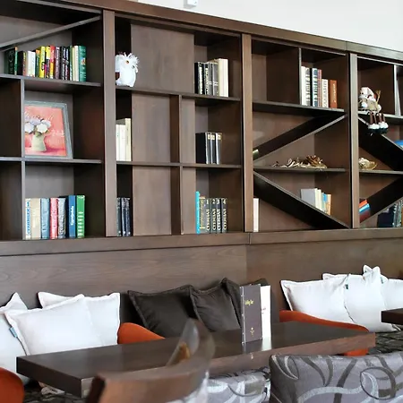 Zara Отель Банско